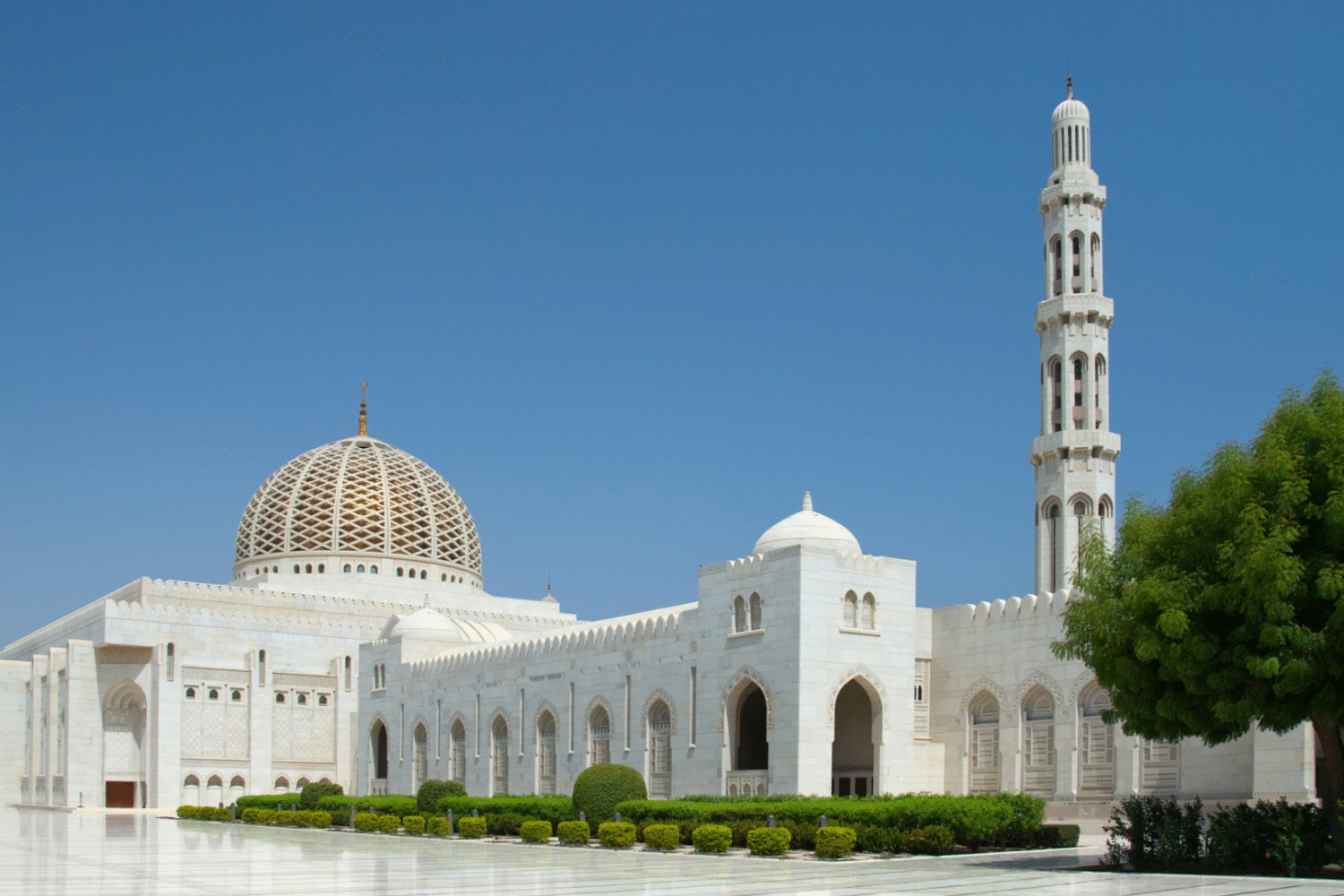 OMAN SUPERTRAVEL