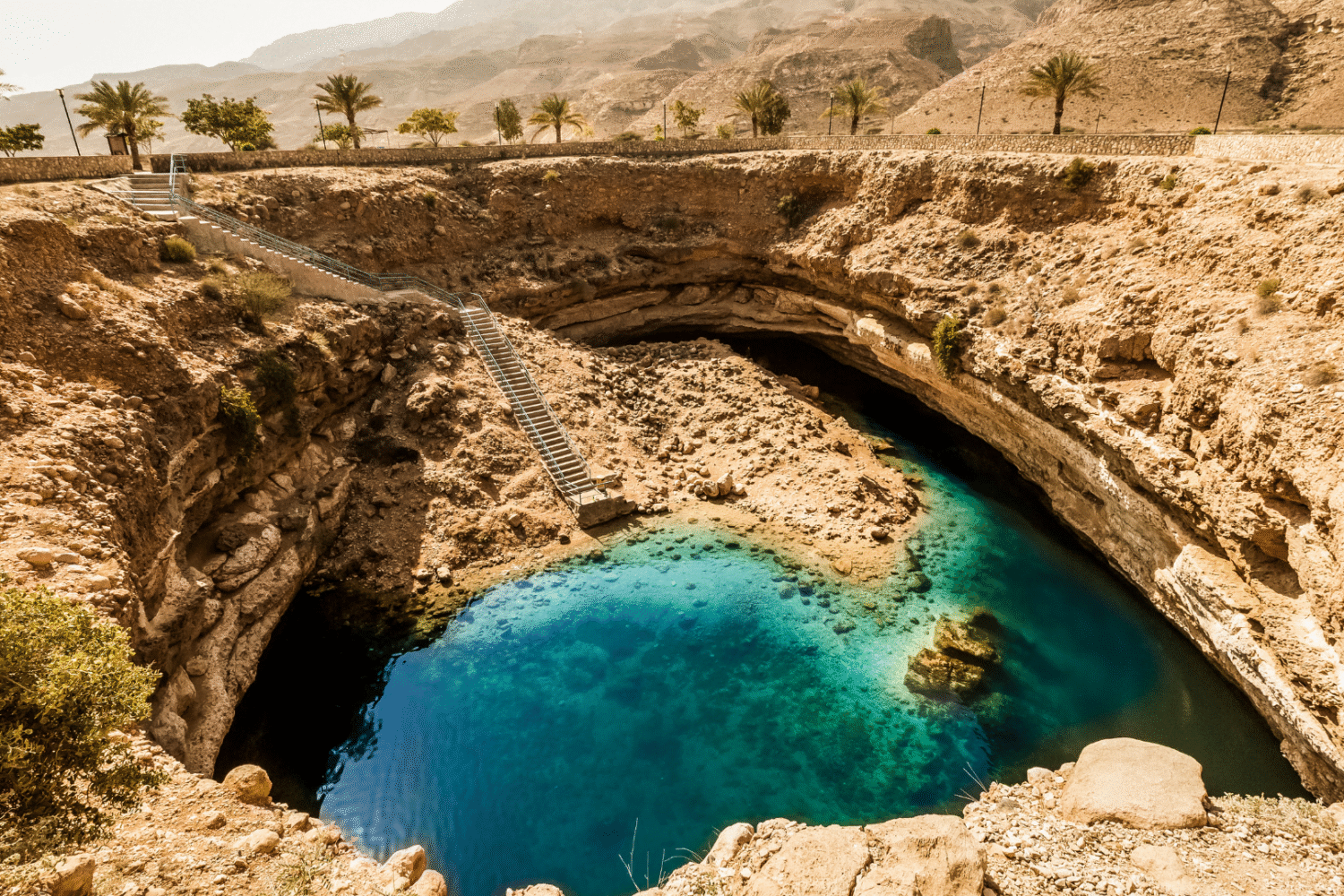 OMAN SUPERTRAVEL